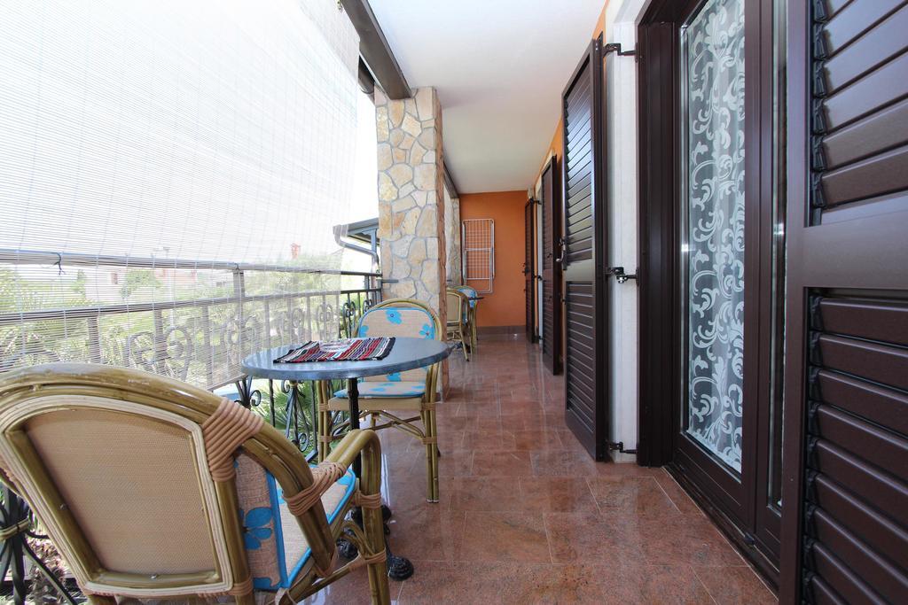 Apartments Marlina Rovinj Room photo